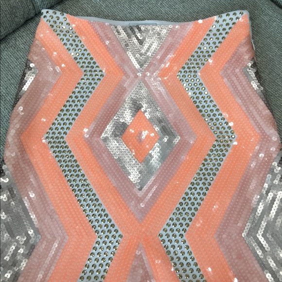 BeBe Sequin Mini Skirt Size XS NWOT - Picture 2 of 7